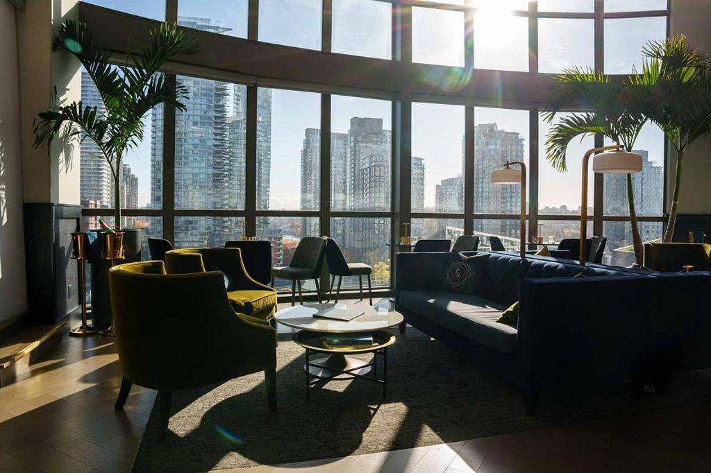 The Parker Hotel And Rooftop Ванкувер Экстерьер фото