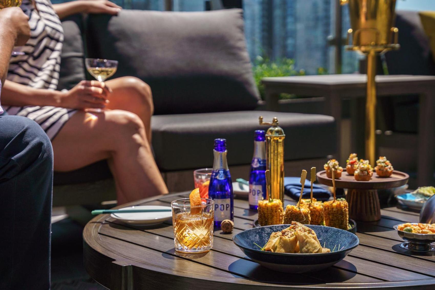 The Parker Hotel And Rooftop Ванкувер Экстерьер фото