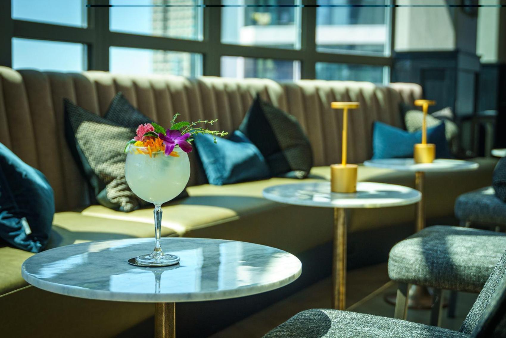 The Parker Hotel And Rooftop Ванкувер Экстерьер фото